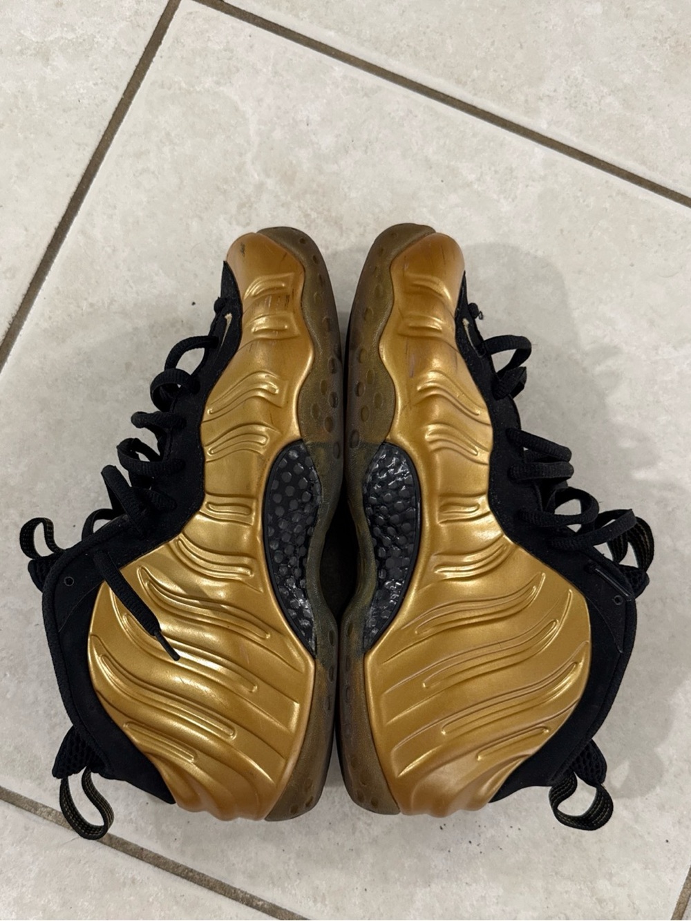 Nike Foamposite One Metallic Gold Size 8.5